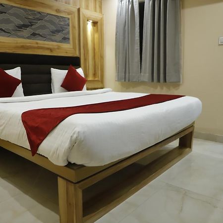 Hotel Trax International Jamshedpur Bagian luar foto