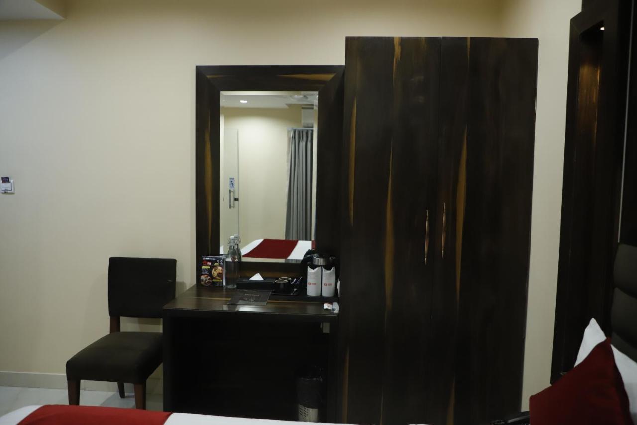 Hotel Trax International Jamshedpur Bagian luar foto