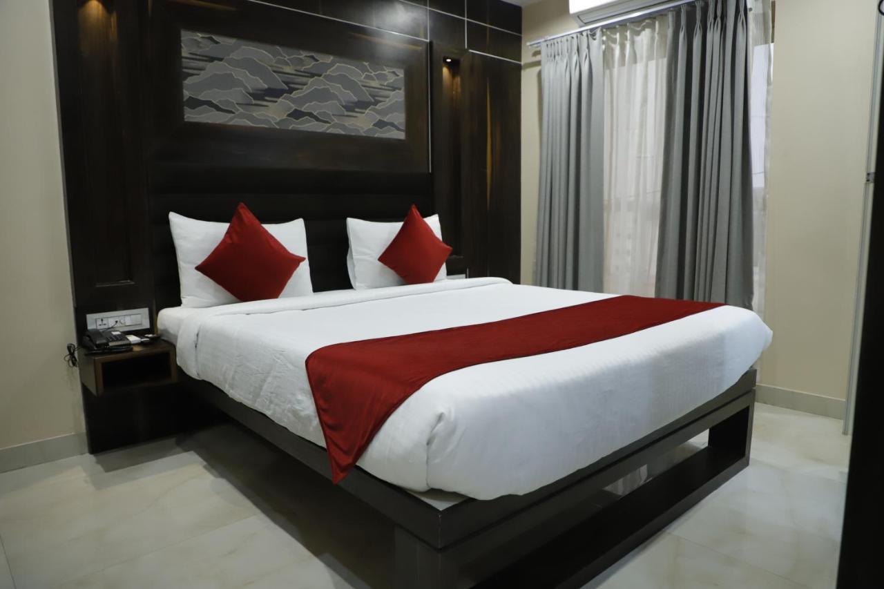 Hotel Trax International Jamshedpur Bagian luar foto