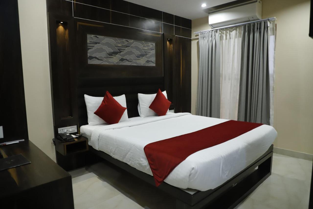 Hotel Trax International Jamshedpur Bagian luar foto