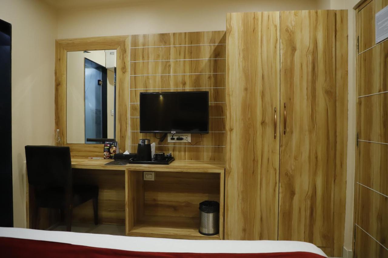 Hotel Trax International Jamshedpur Bagian luar foto